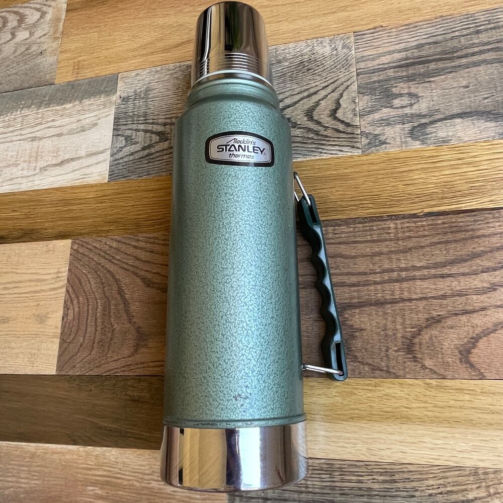 Vintage 1983 Aladdin Stanley Thermos A-944C 1 Quart Green Made USA